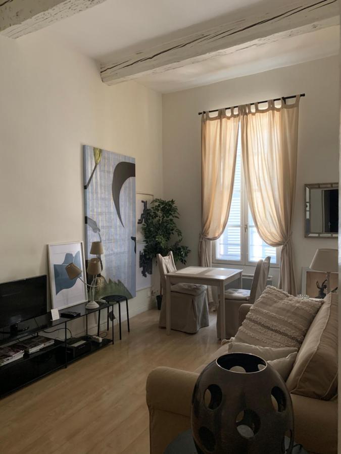 Apartment Limas อาวีญง ภายนอก รูปภาพ